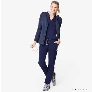 FIGS Essential hoodie